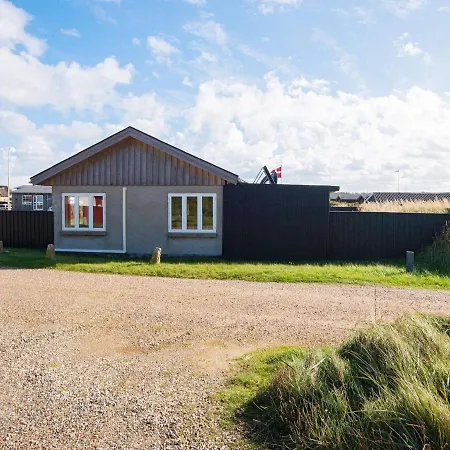 Secluded Holiday Home In Ulfborg With Terrace Σπίτι διακοπών *