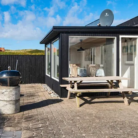 Secluded Holiday Home In Ulfborg With Terrace Σπίτι διακοπών Fjand Gårde